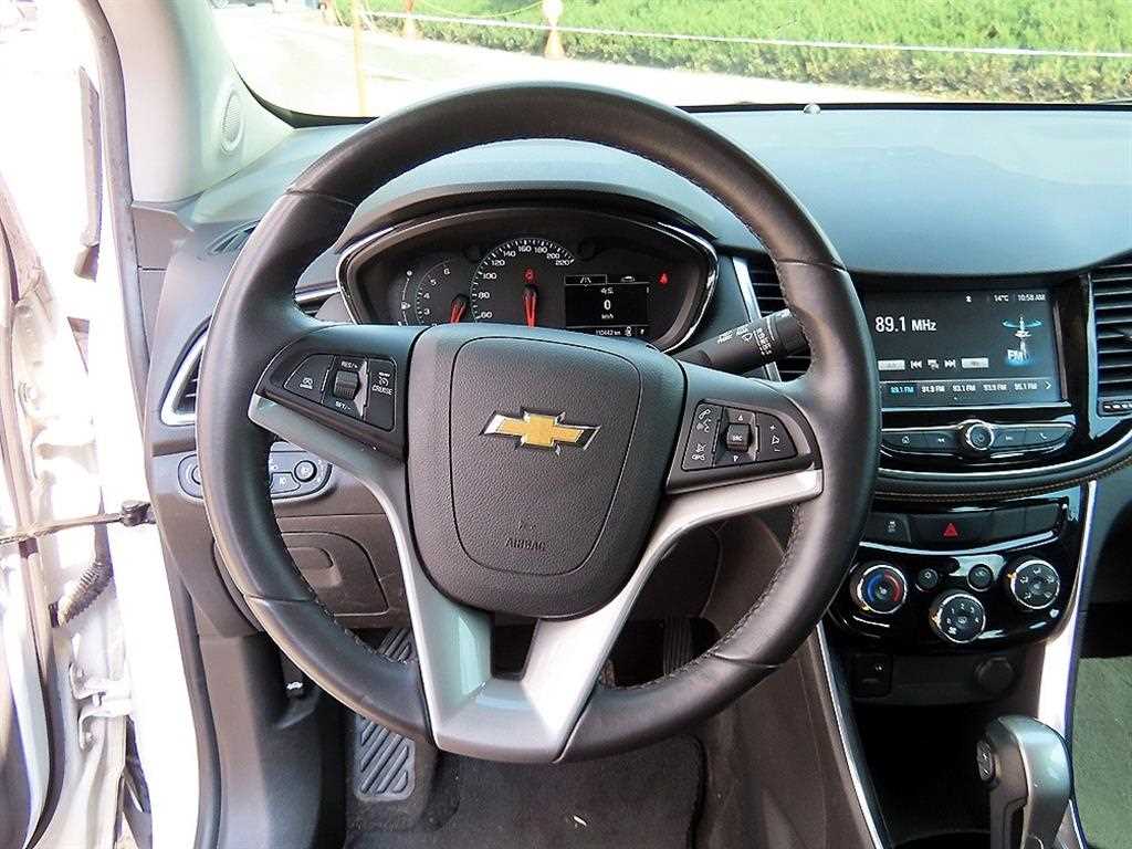 Chevrolet Trax - Vista 8