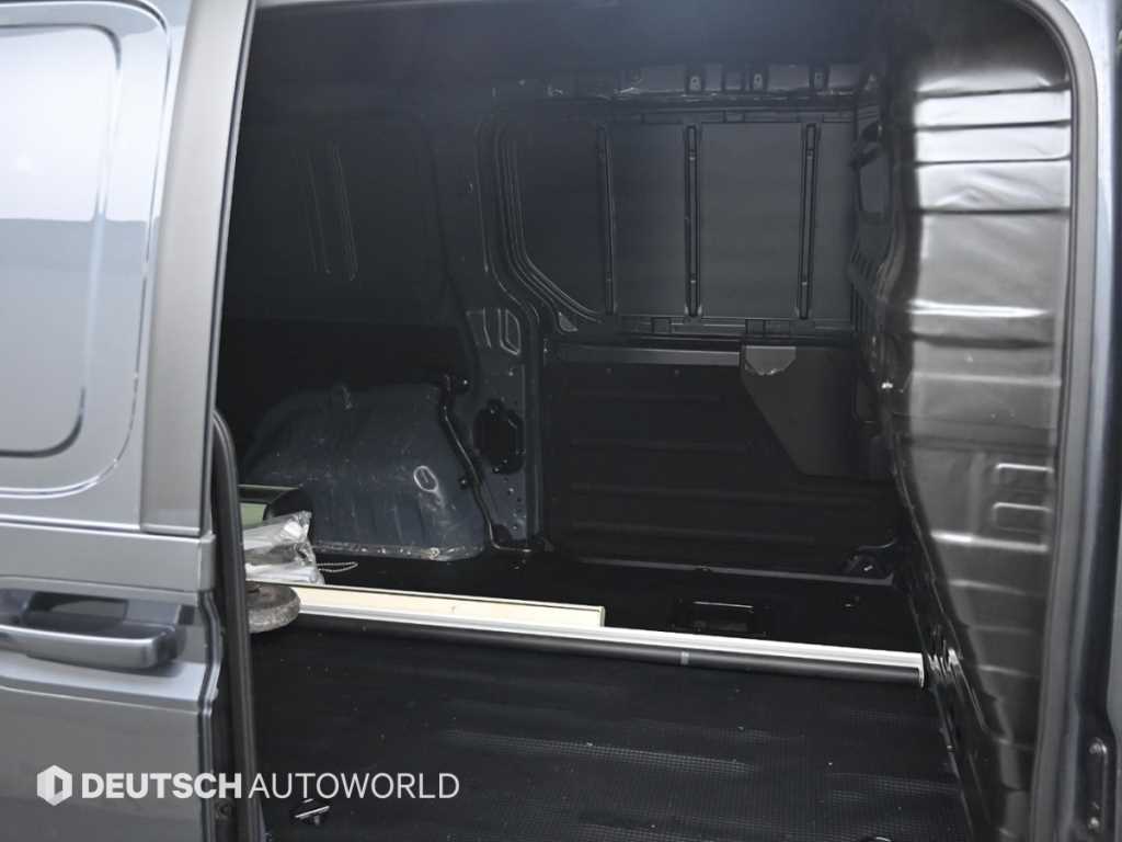 HYUNDAI Staria - Vista 12