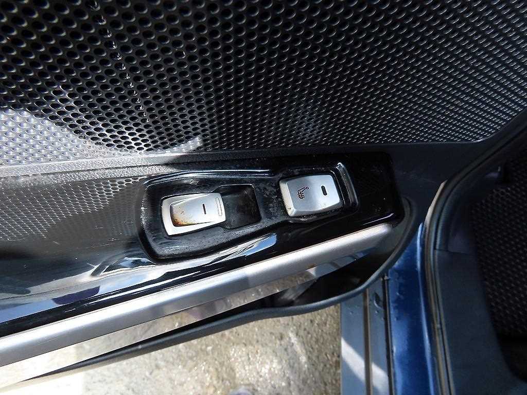 Ssangyong Tivoli 2015 Azul - Importación desde Corea - HF Imports Iquique - Foto 17