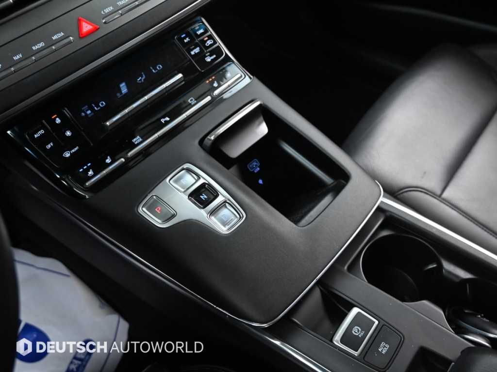 HYUNDAI Grandeur - Vista 11