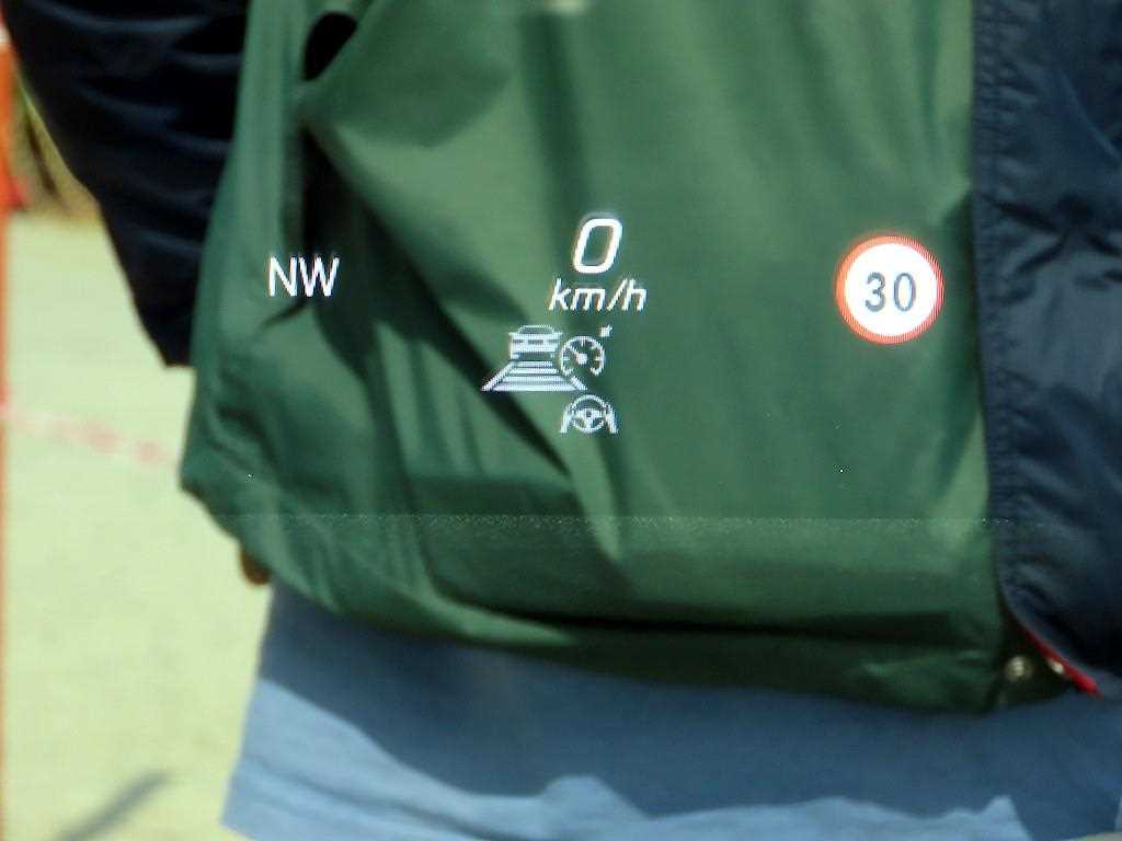 Mercedes Benz E class - Vista 10