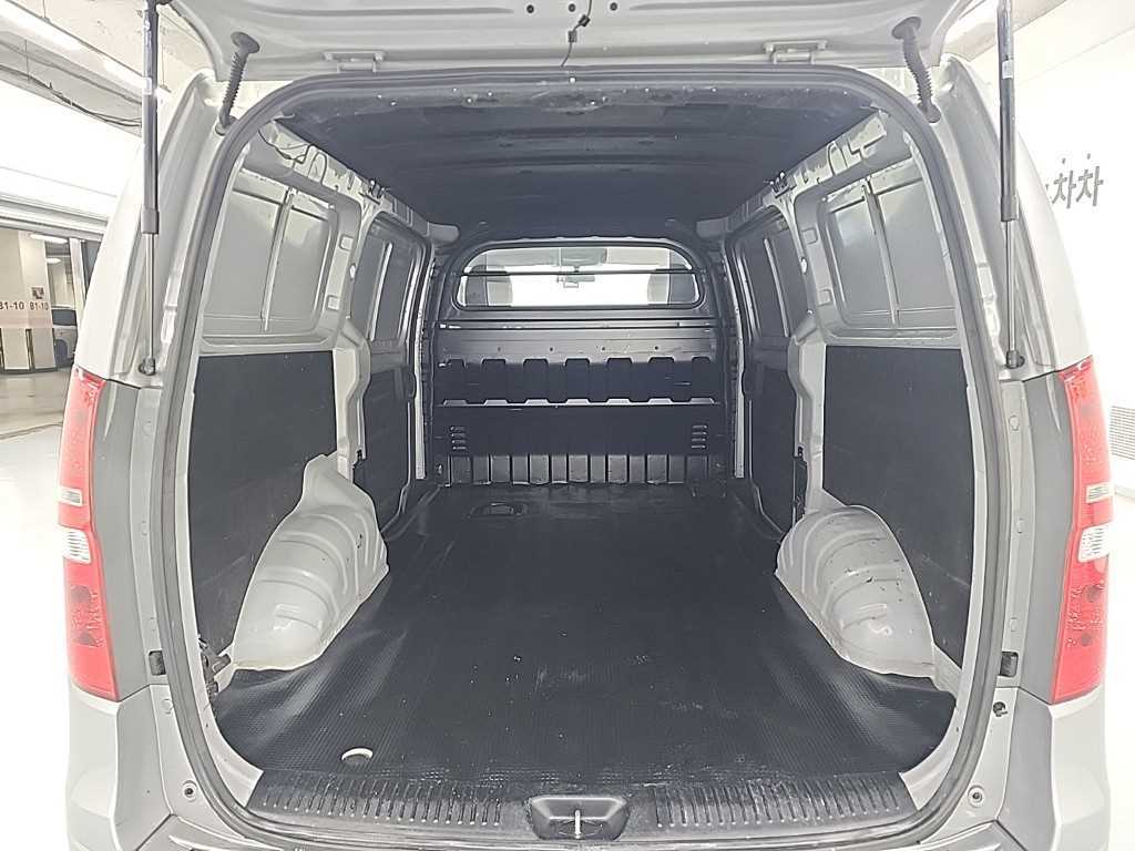 HYUNDAI Starex 2018 Gris - Importación desde Corea - HF Imports Iquique - Foto 16