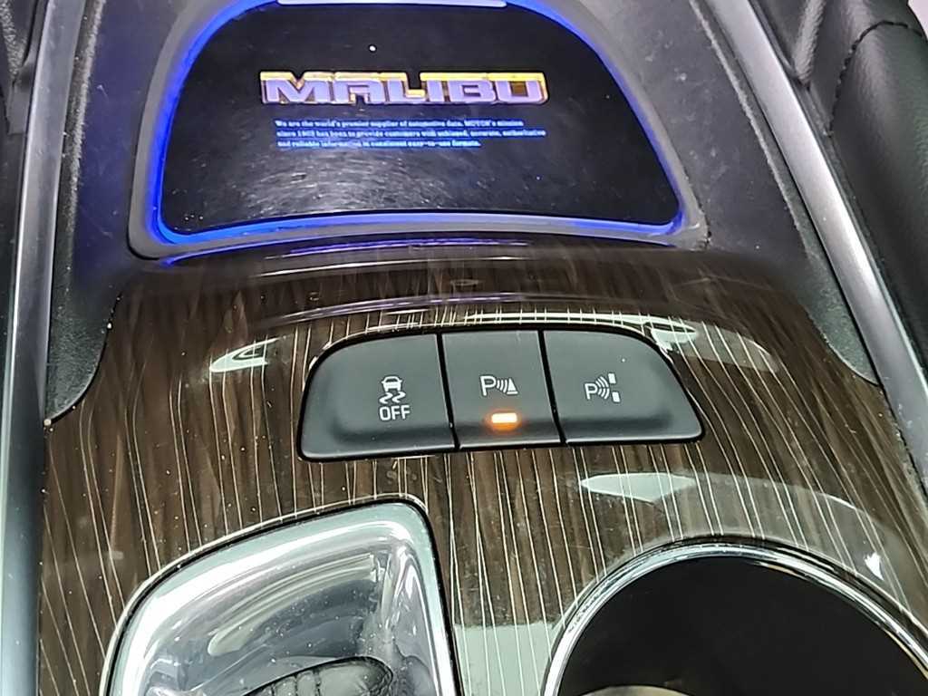 Chevrolet Malibu 2017 Negro - Importación desde Corea - HF Imports Iquique - Foto 16