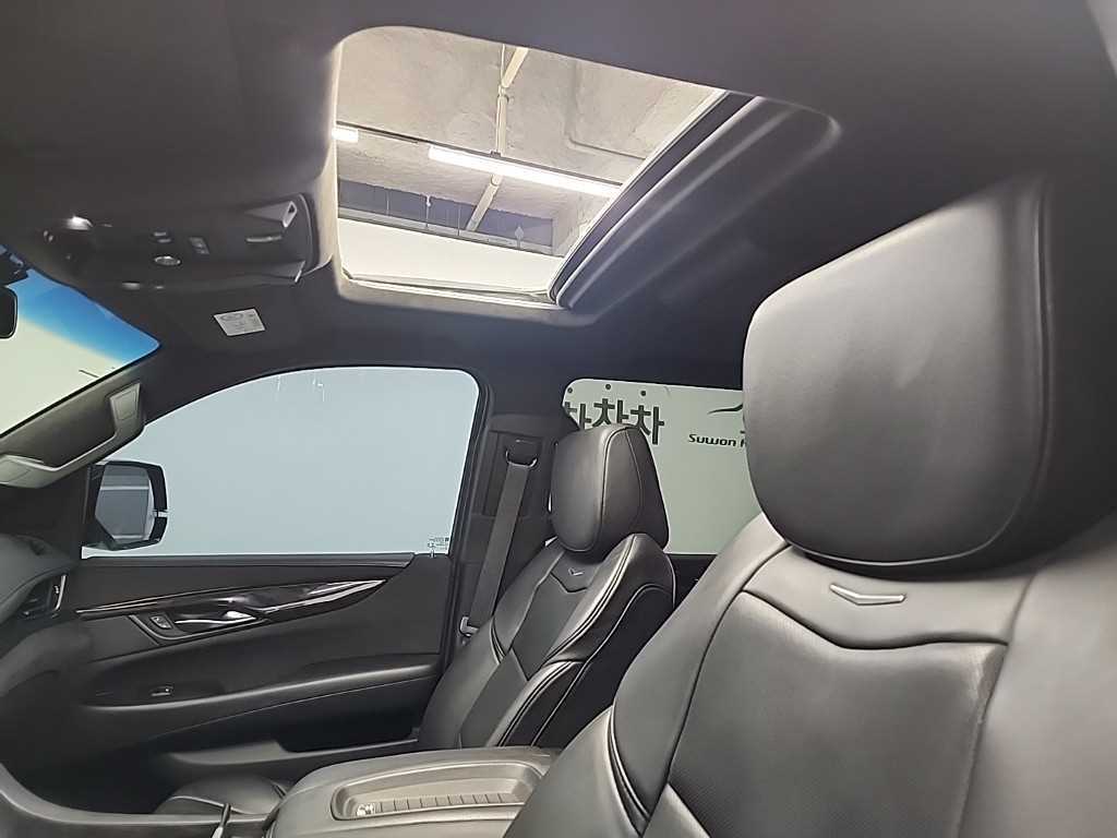 Cadillac Escalade 2018 Gris - Importación desde Corea - HF Imports Iquique - Foto 16