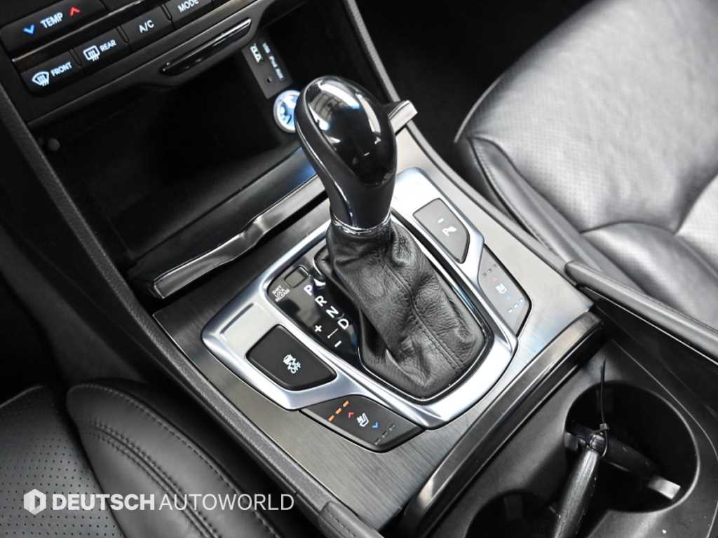 HYUNDAI Grandeur - Vista 9