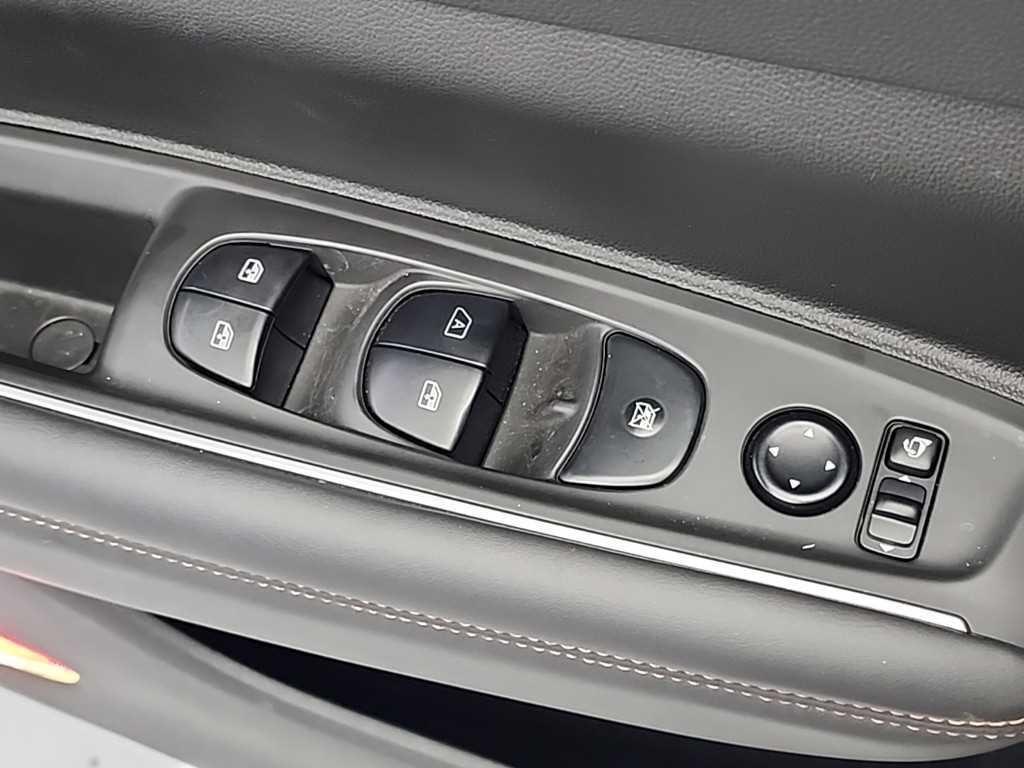 SAMSUNG QM6 2020 Blanco - Importación desde Corea - HF Imports Iquique - Foto 19