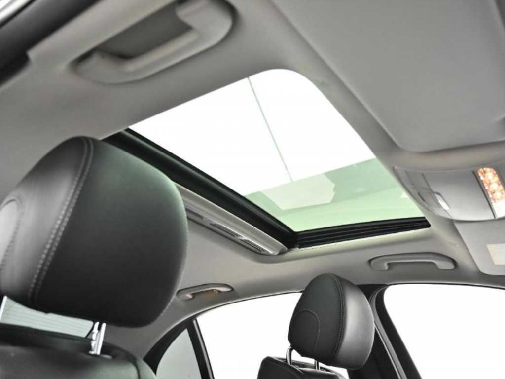 Mercedes Benz E class 2019 Negro - Importación desde Corea - HF Imports Iquique - Foto 18