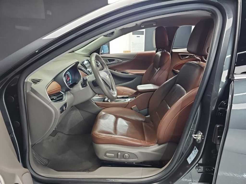 Chevrolet Malibu 2017 Gris - Importación desde Corea - HF Imports Iquique - Foto 15