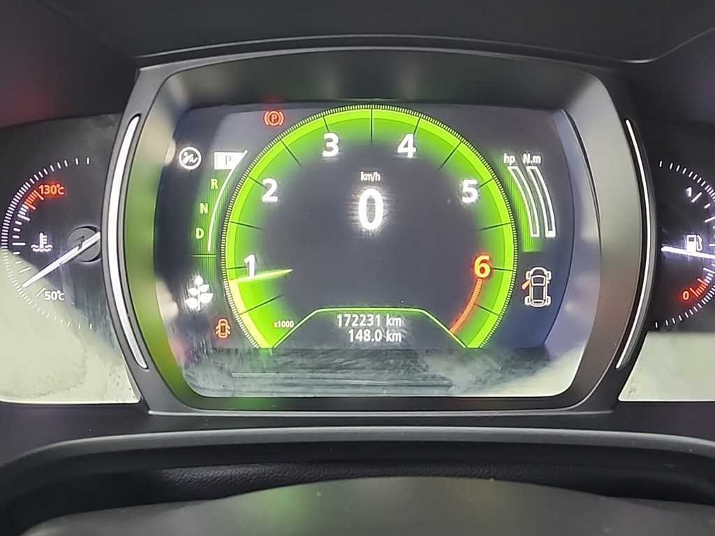 SAMSUNG QM6 - Vista 6