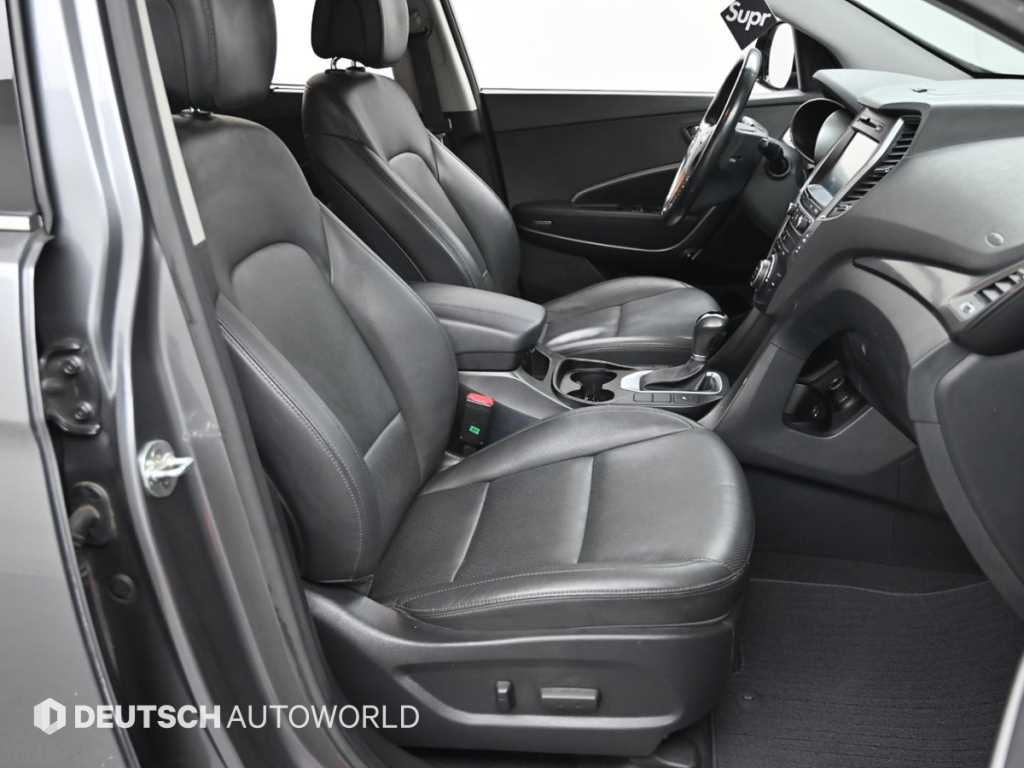 HYUNDAI Santa Fe - Vista 10