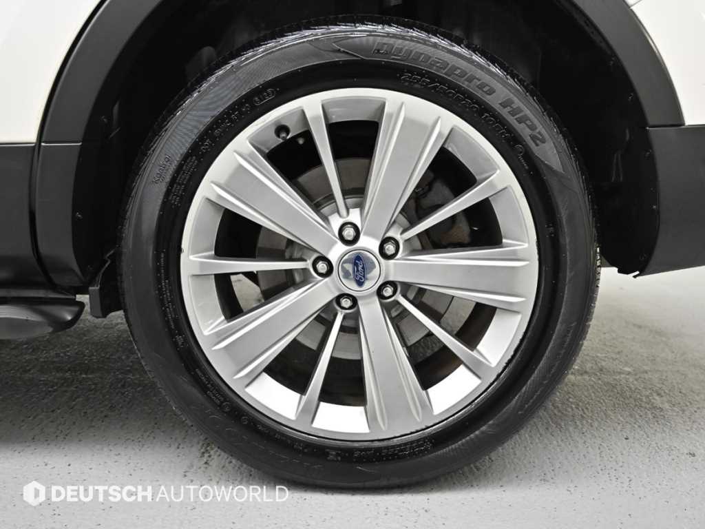 Ford Explorer - Vista 5