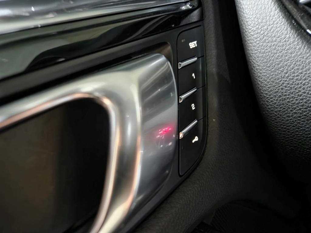 Porsche Macan 2015 Negro - Importación desde Corea - HF Imports Iquique - Foto 18