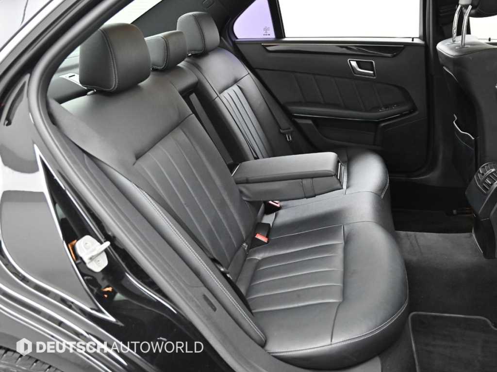 Mercedes Benz E class - Vista 12