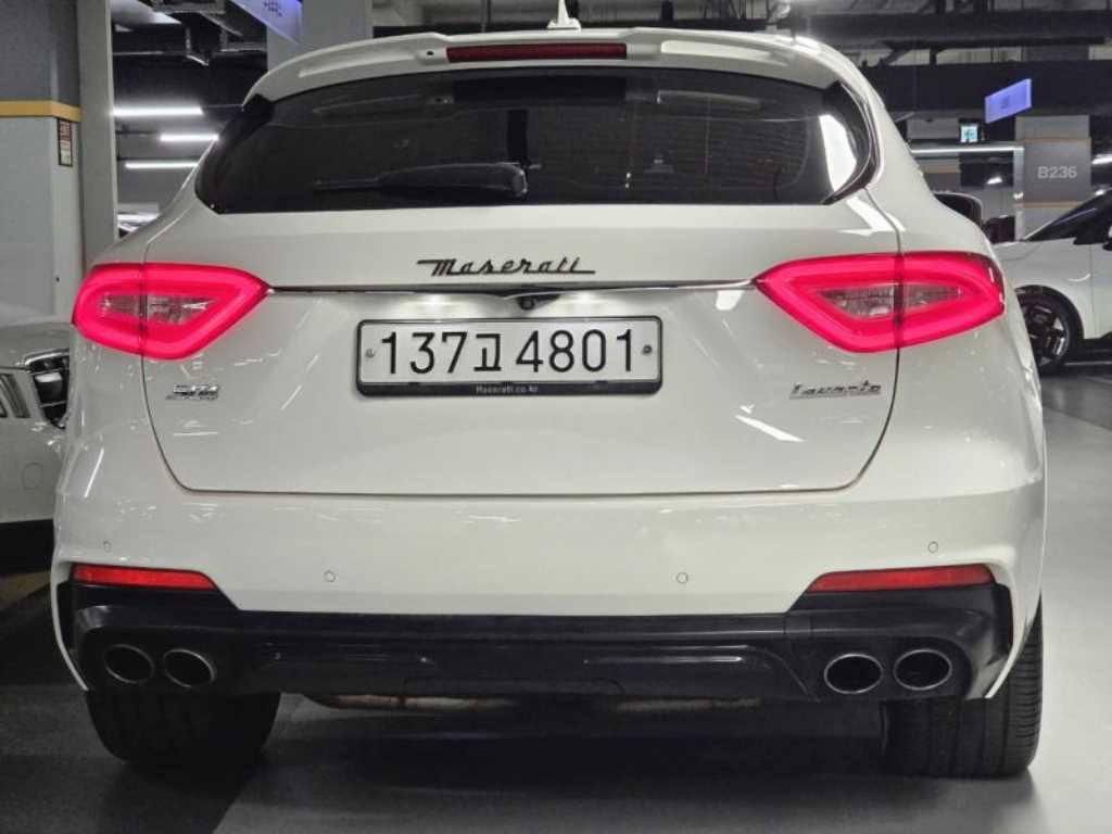 Maserati Levante - Vista 4