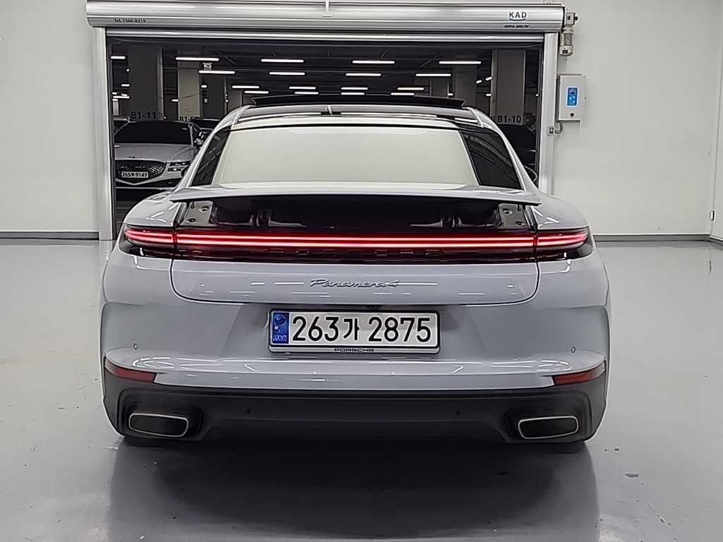 Porsche Panamera - Vista 3