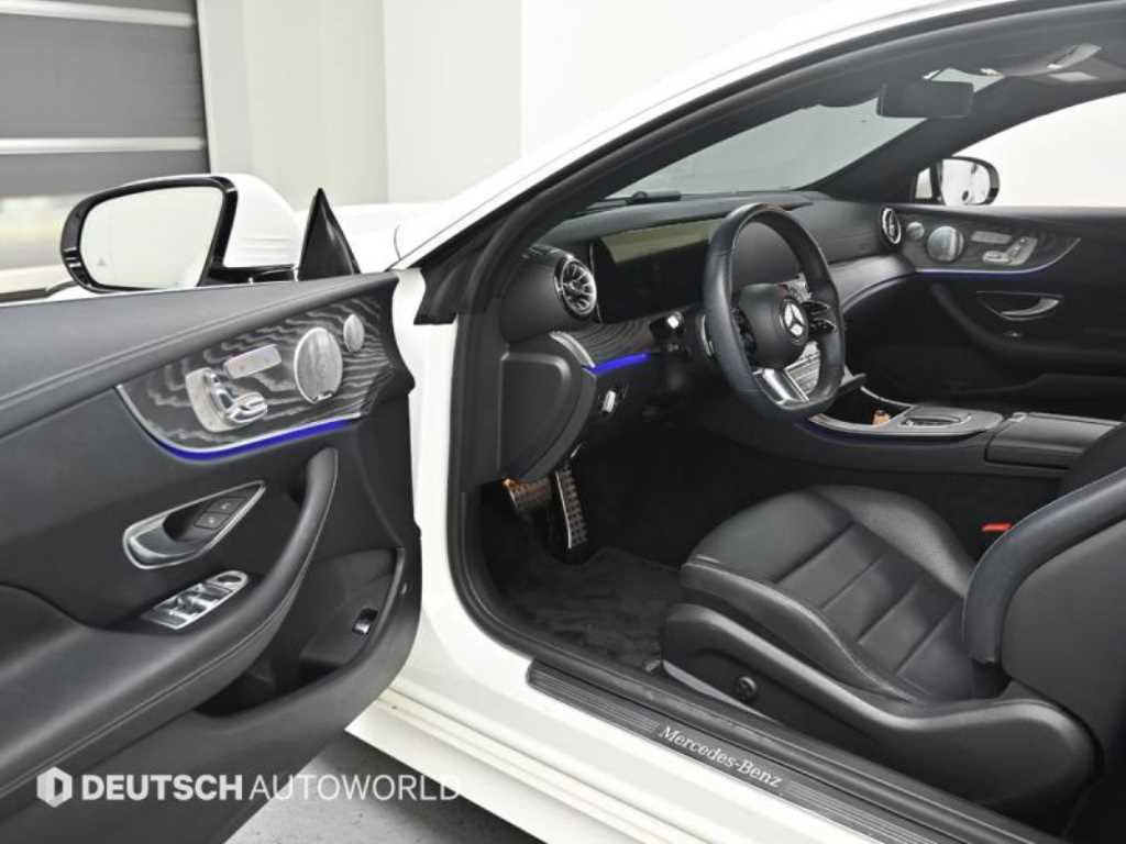 Mercedes Benz E class - Vista 11