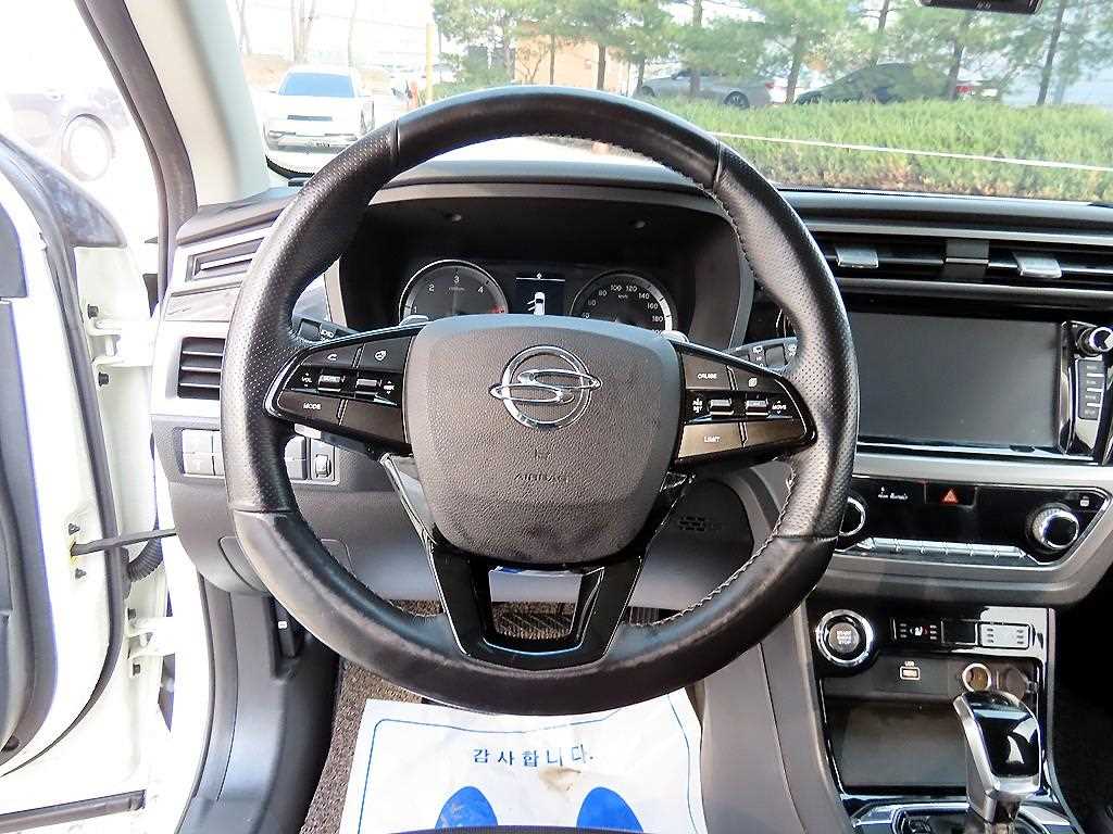 Ssangyong Korando - Vista 8