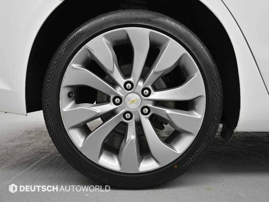 Chevrolet Malibu - Vista 5