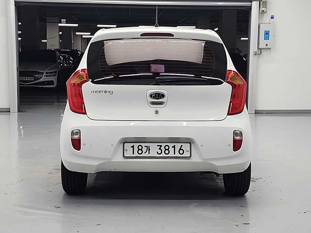 KIA Morning - Vista 4