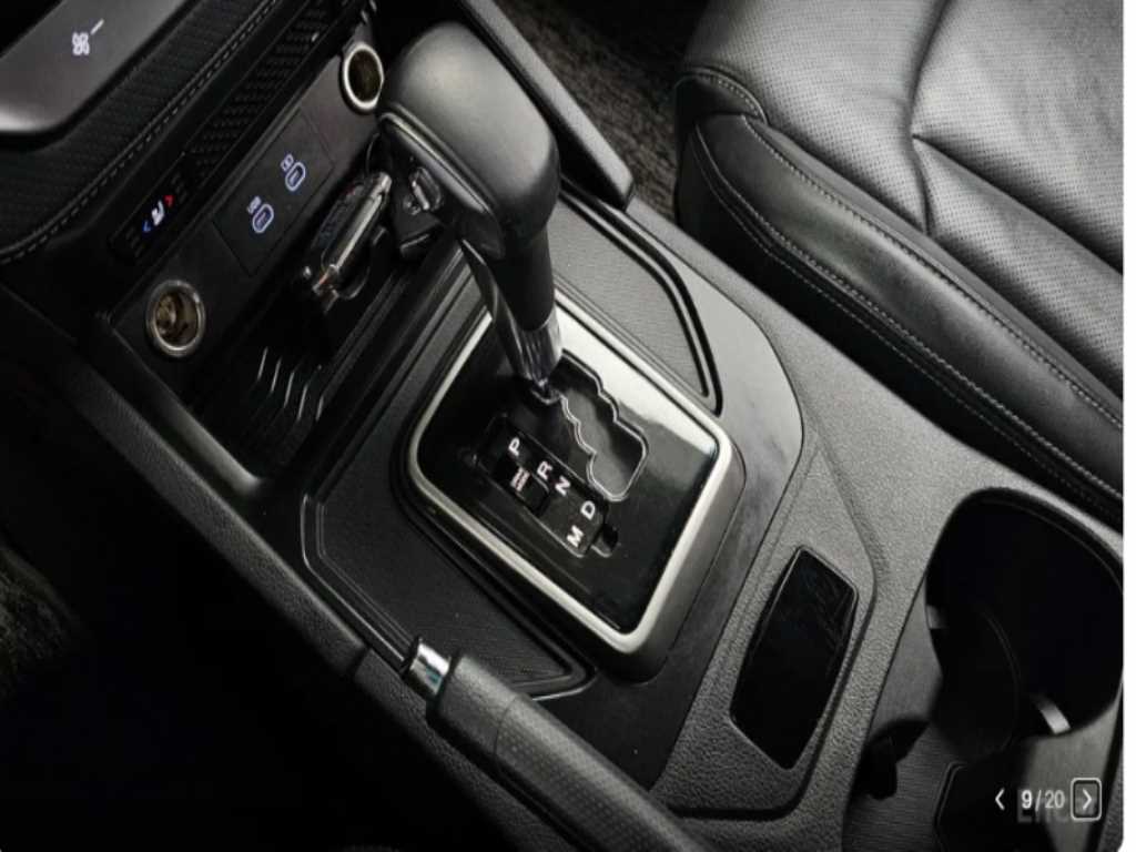 Ssangyong Rexton - Vista 8