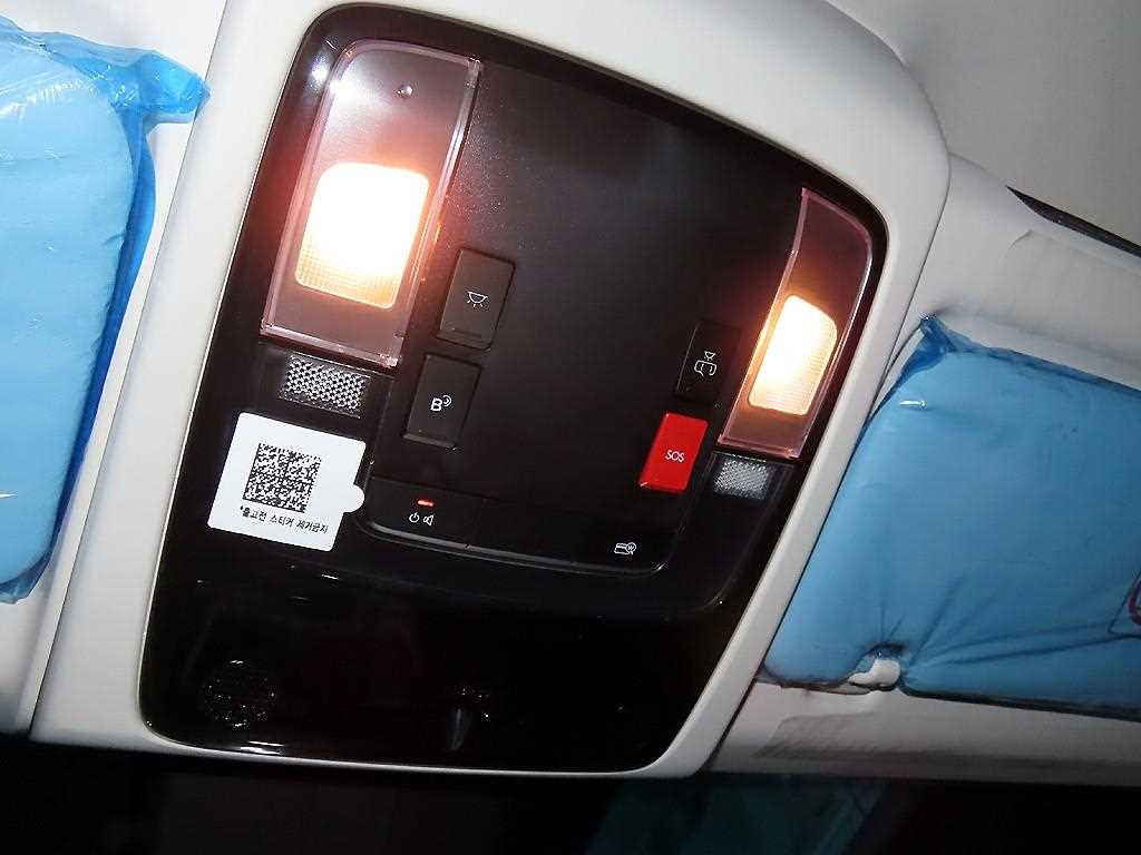 HYUNDAI Staria 2025 Gris - Importación desde Corea - HF Imports Iquique - Foto 16