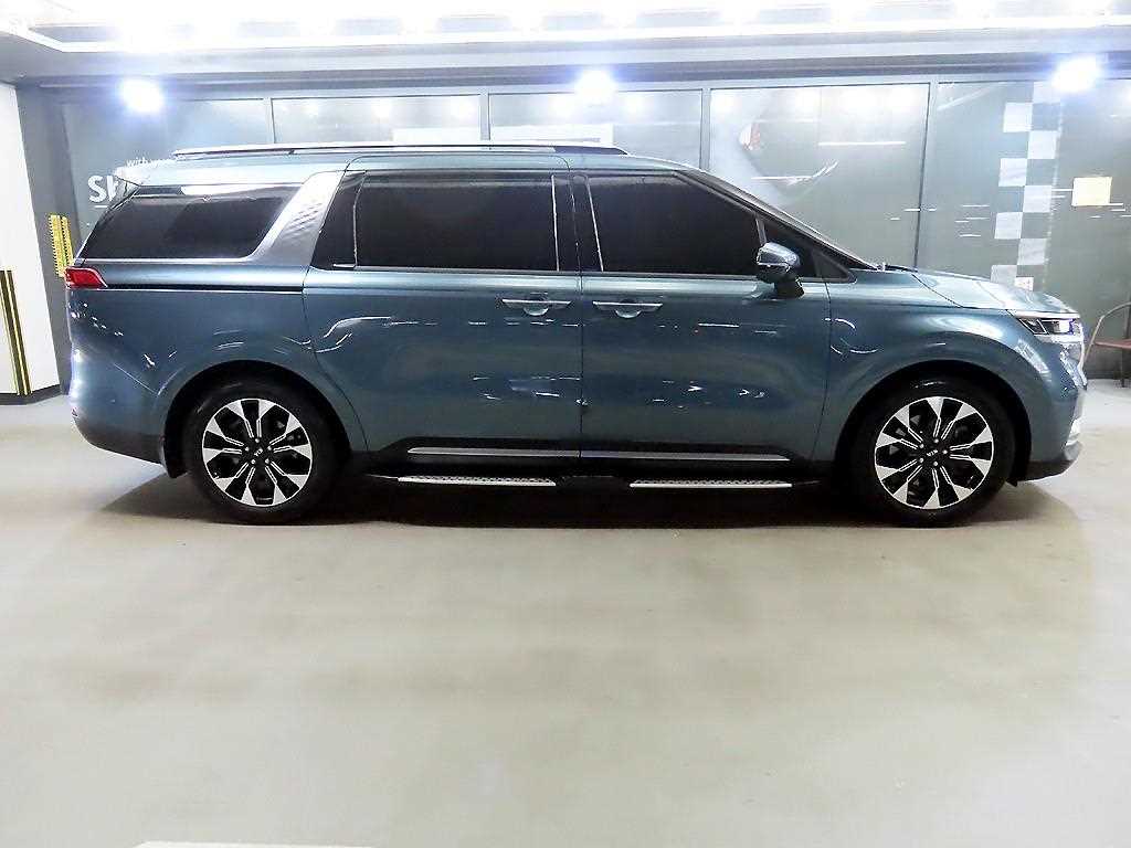 KIA Carnival - Vista 3