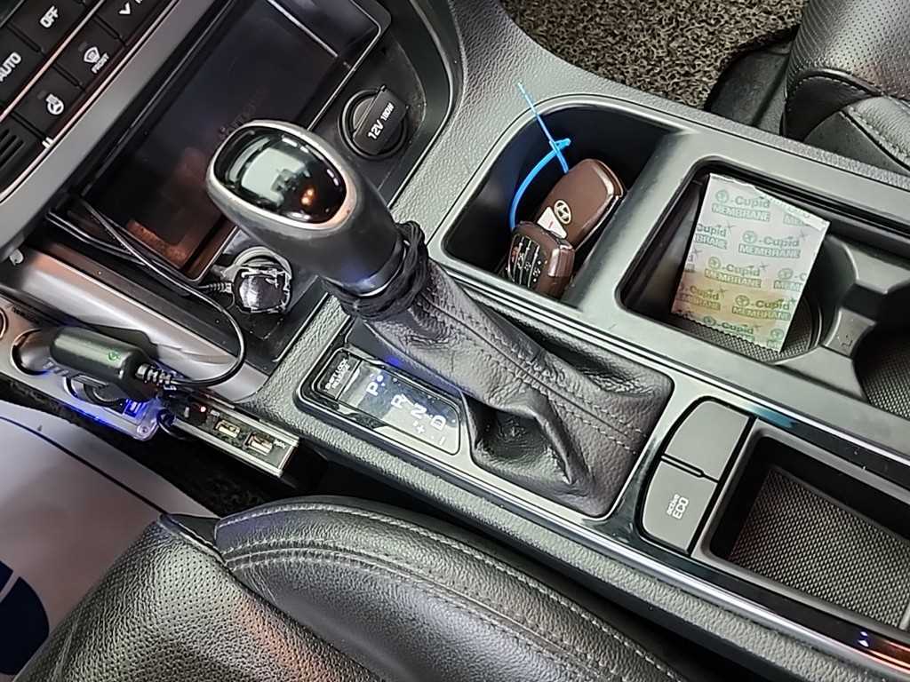 HYUNDAI Sonata - Vista 8