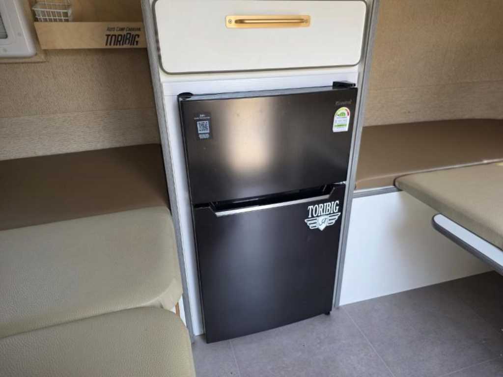 Small Truck (Wan)Camping car - Vista 10