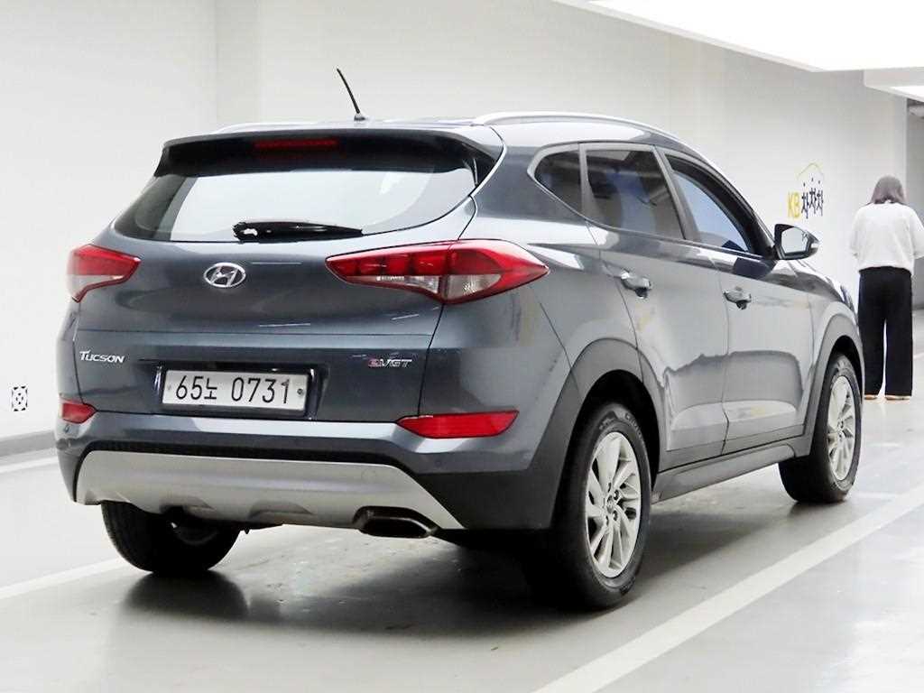 HYUNDAI Tucson - Vista 4