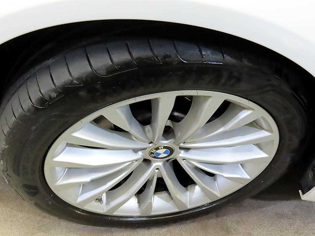 BMW 5 Series 2022 Blanco - Importación desde Corea - HF Imports Iquique - Foto 20