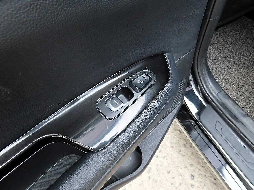 KIA K5 2017 Negro - Importación desde Corea - HF Imports Iquique - Foto 16