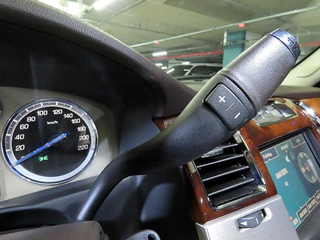 Cadillac Escalade 2011 Negro - Importación desde Corea - HF Imports Iquique - Foto 13