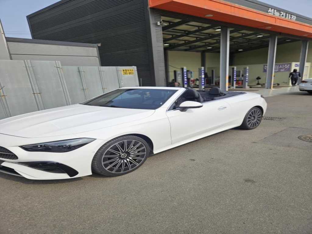 Mercedes Benz CLE Class - Vista 6