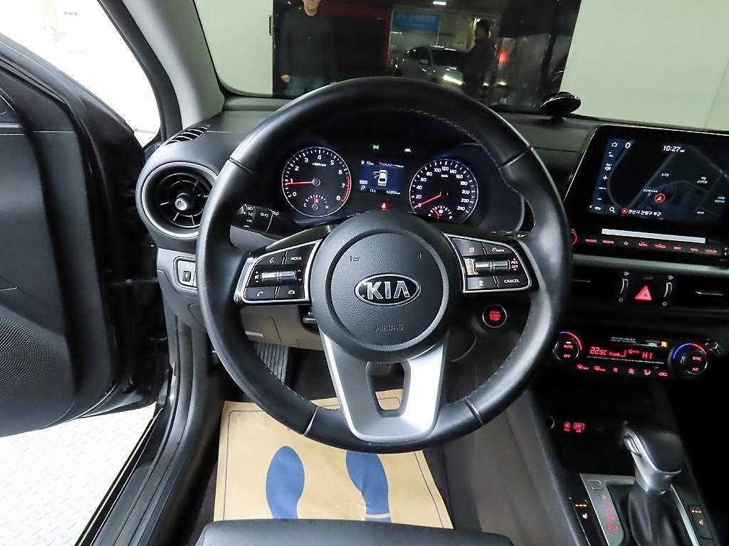 KIA K3 - Vista 9