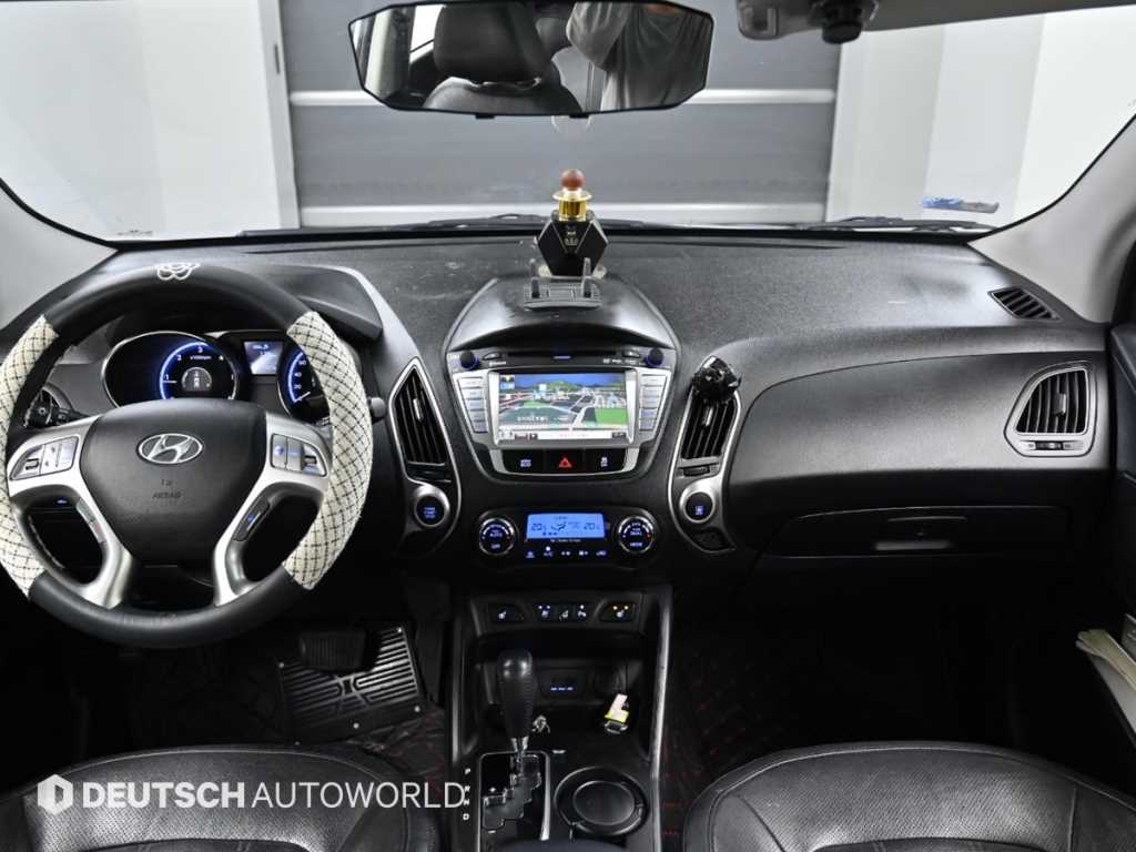 HYUNDAI Tucson - Vista 7