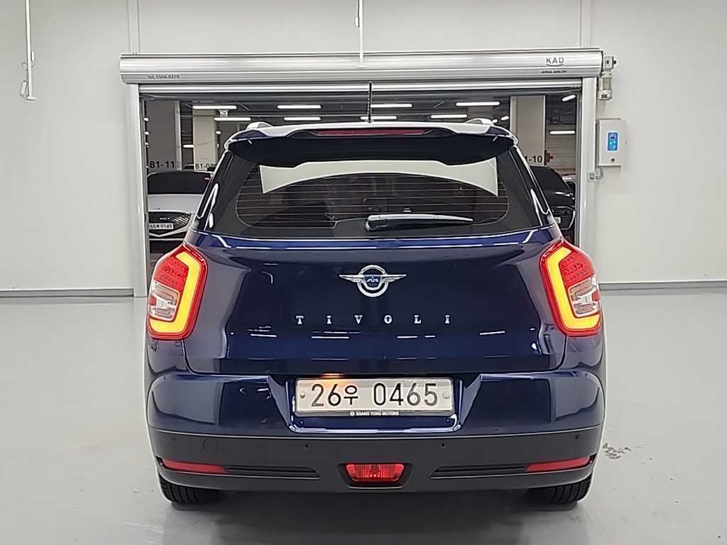Ssangyong Tivoli - Vista 3