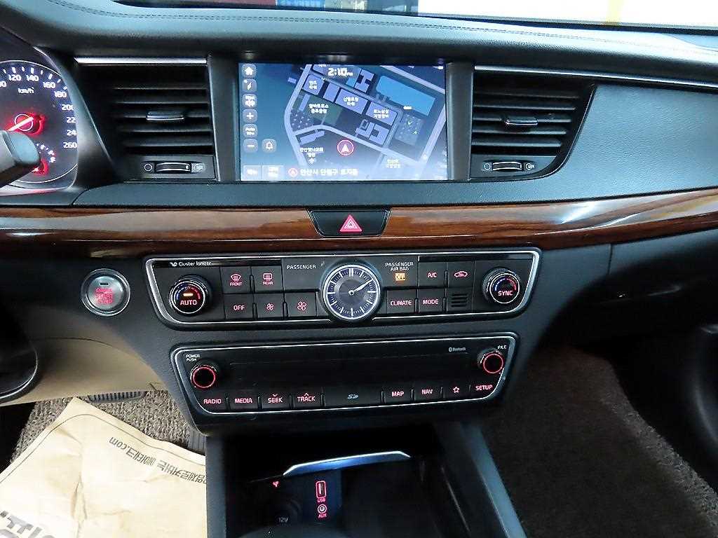 KIA K7 2017 Blanco - Importación desde Corea - HF Imports Iquique - Foto 13