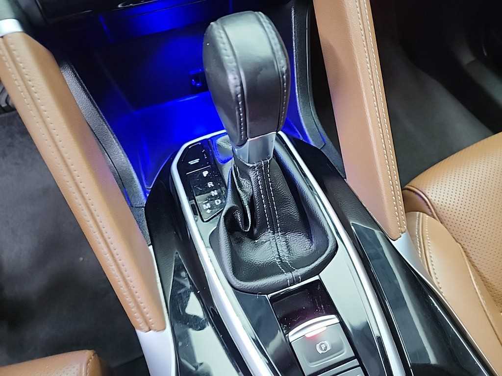 SAMSUNG QM6 - Vista 8