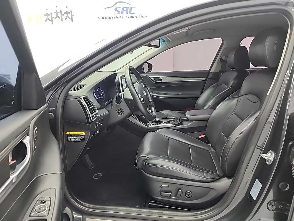 HYUNDAI Grandeur - Vista 11