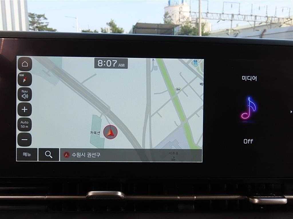 KIA Carnival 2023 Blanco - Importación desde Corea - HF Imports Iquique - Foto 13