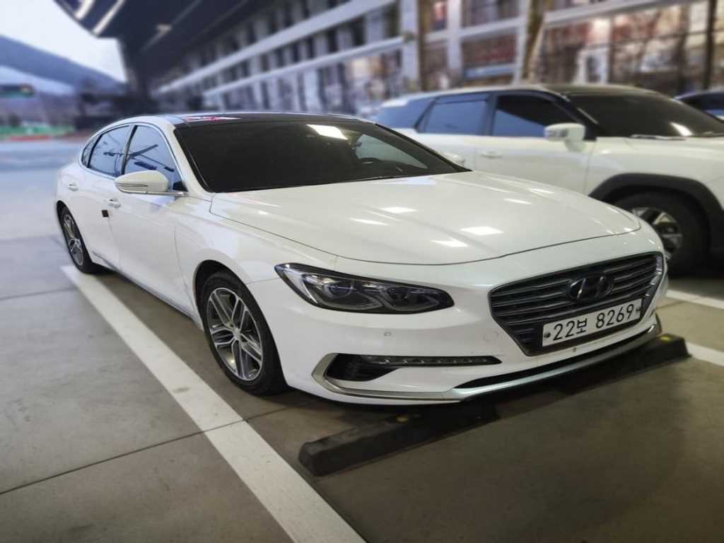 HYUNDAI Grandeur - Vista 2