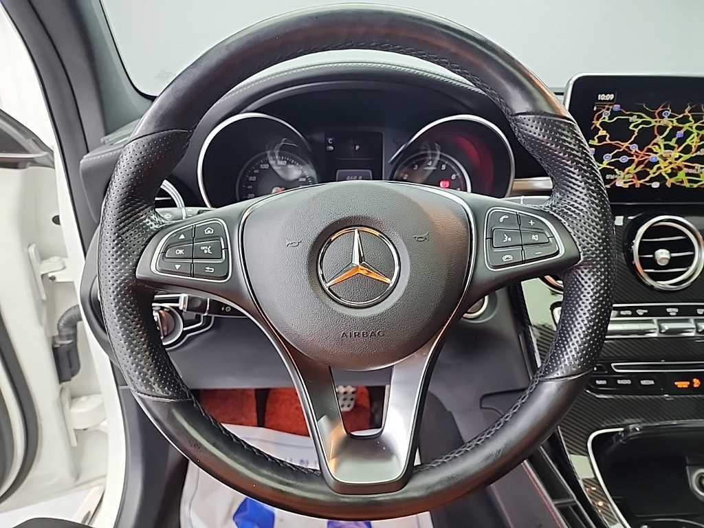 Mercedes Benz GLC Class - Vista 9