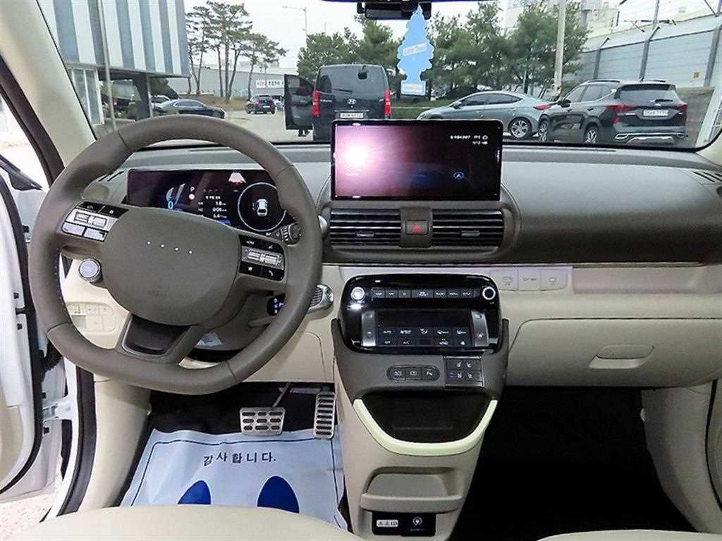 HYUNDAI Casper - Vista 7