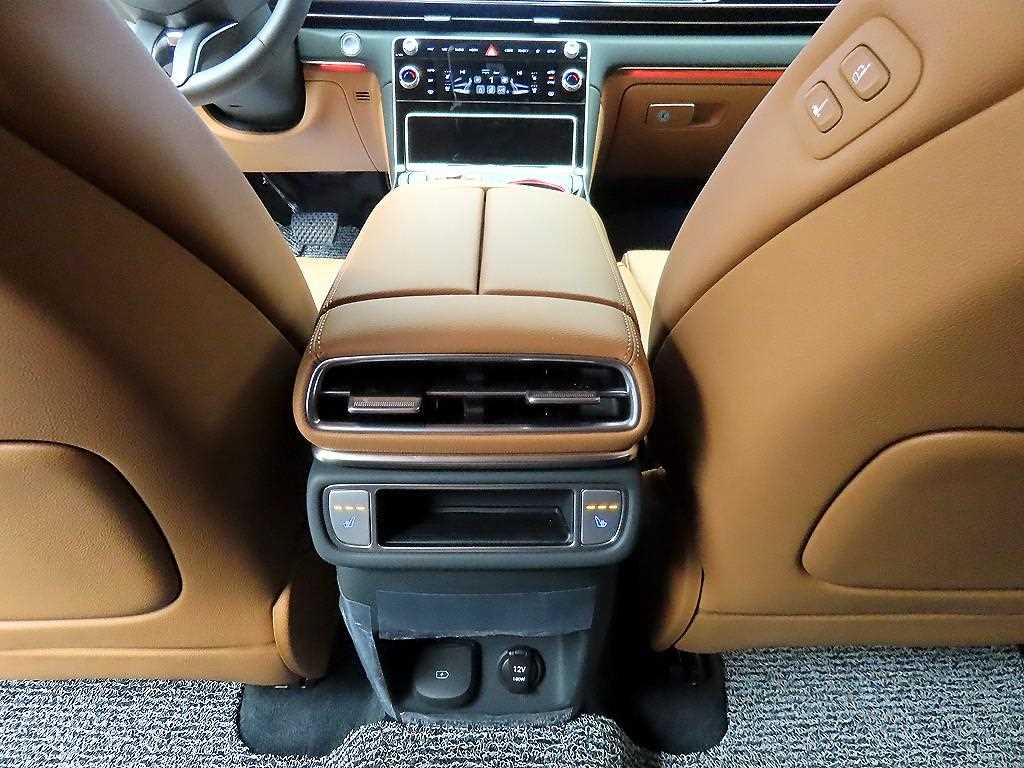 Genesis GV80 2025 Blanco - Importación desde Corea - HF Imports Iquique - Foto 16