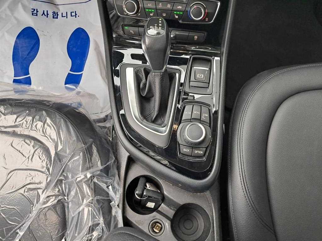 BMW 2 series 2018 Negro - Importación desde Corea - HF Imports Iquique - Foto 13