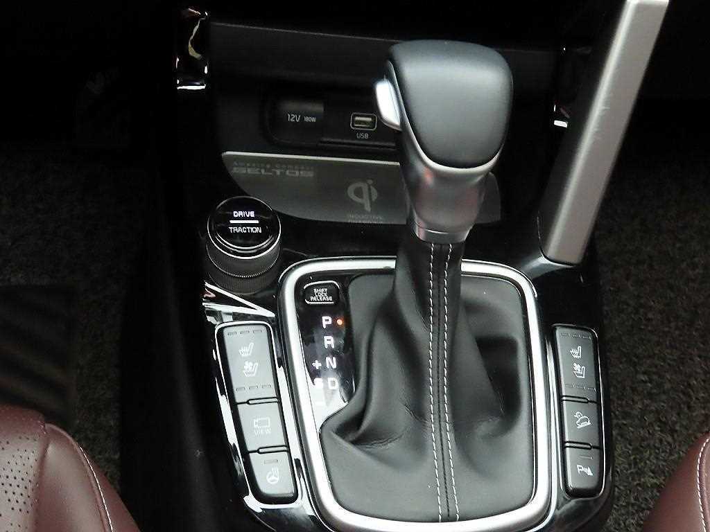 KIA Seltos - Vista 11