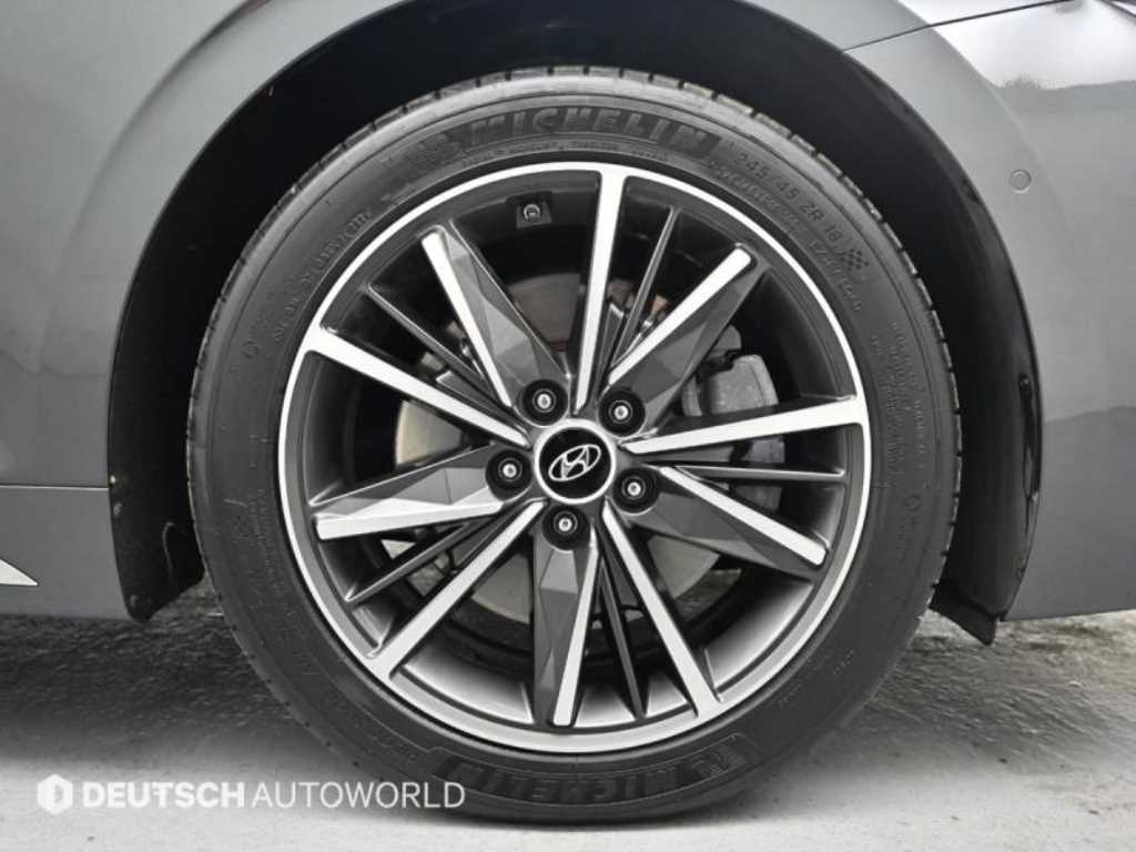 HYUNDAI Grandeur - Vista 5