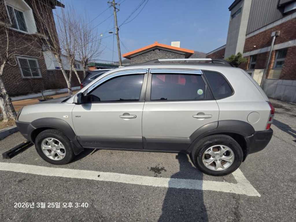 HYUNDAI Tucson - Vista 5