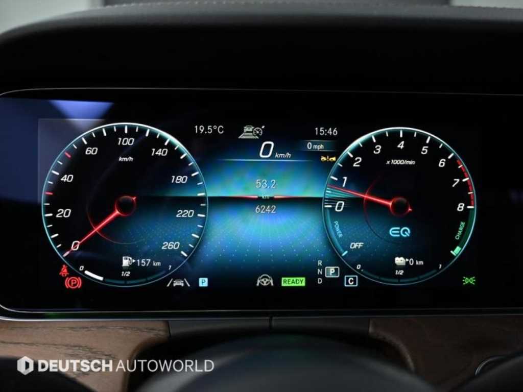 Mercedes Benz E class - Vista 8