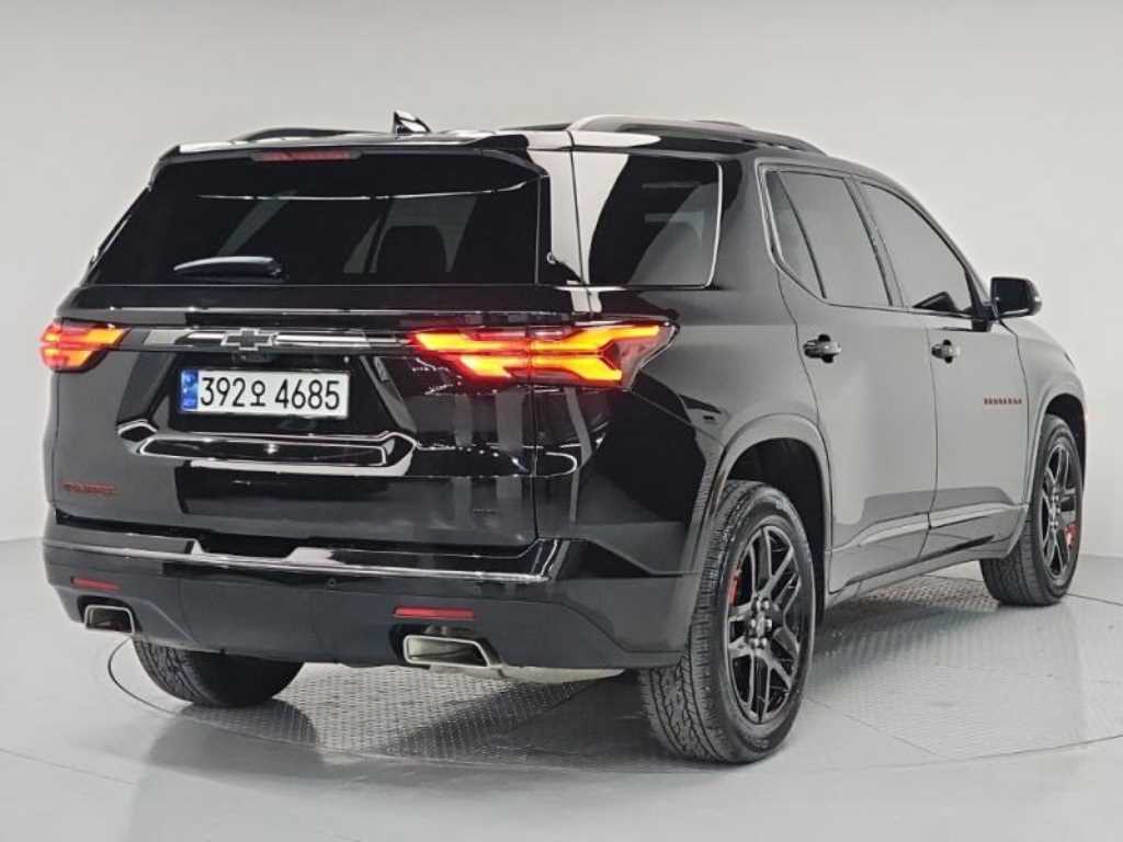 Chevrolet Travers - Vista 4